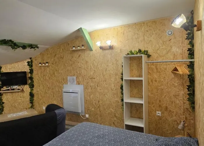 Apartmán 4 Fains-Les-Sources